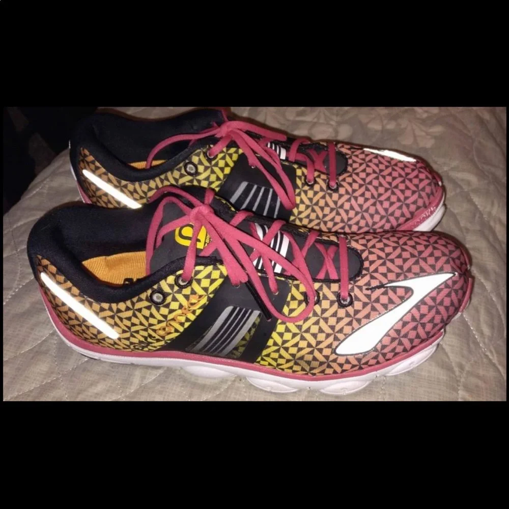 BROOKS Running Shoes 8 1/2 - Picture 3 of 7